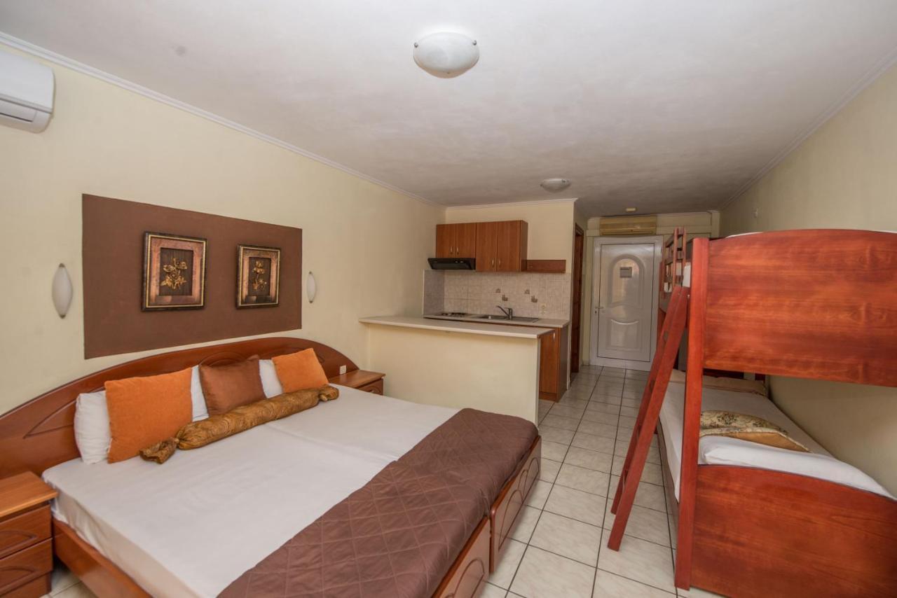 Damia Hotel Apts Sidárion Exteriér fotografie